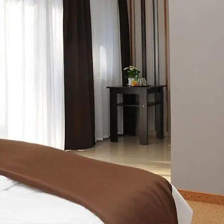 Klaudia Szálloda 3*